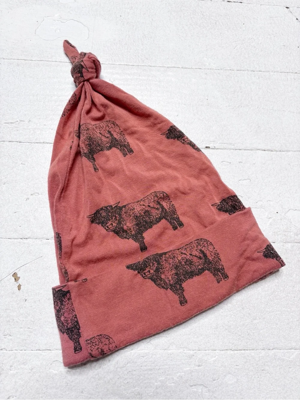 Kate Quinn Baby Knotted Hat Highland Cow Print Bamboo Dusty Rose Size 6-12M GUC